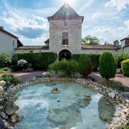 Logis Hotel Le Prince Noir Sérignac-sur-Garonne Exteriör bild