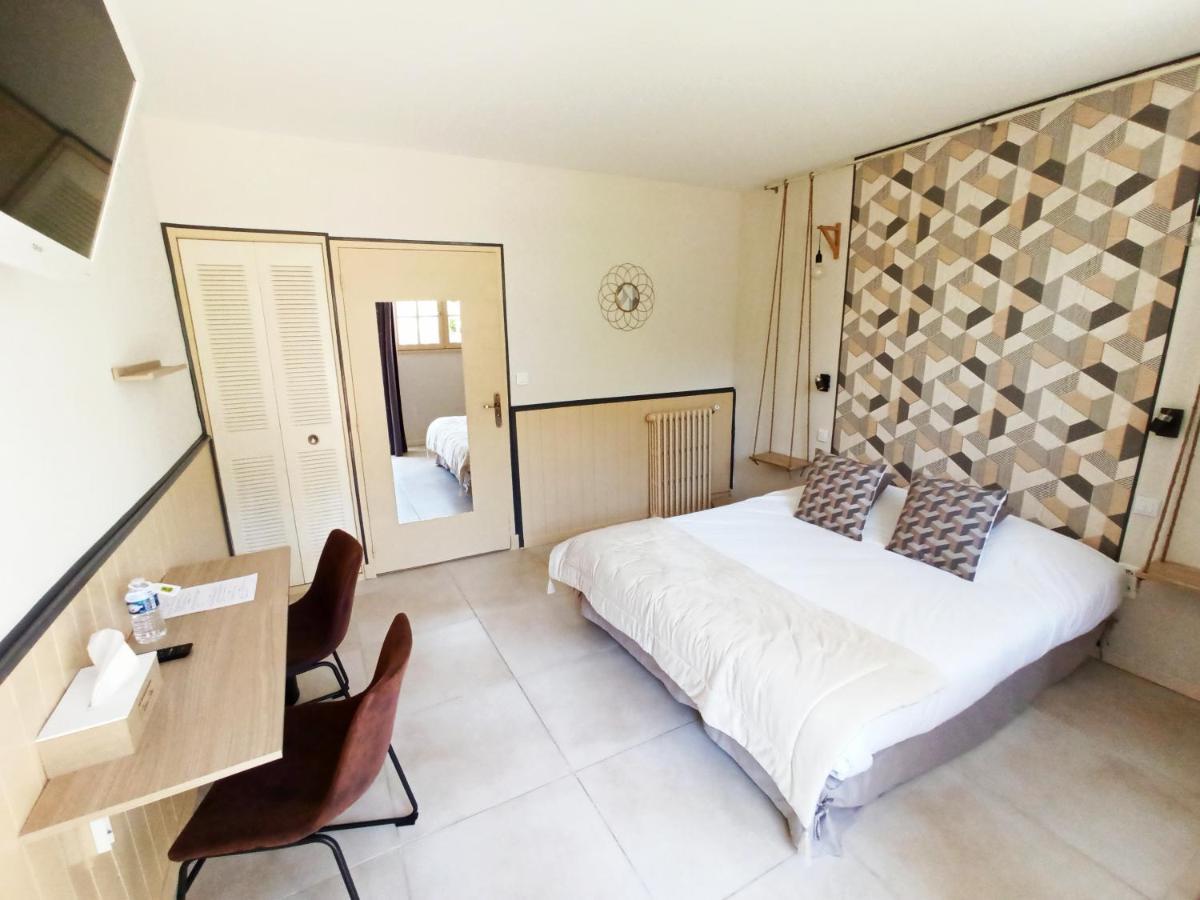 Logis Hotel Le Prince Noir Sérignac-sur-Garonne Exteriör bild