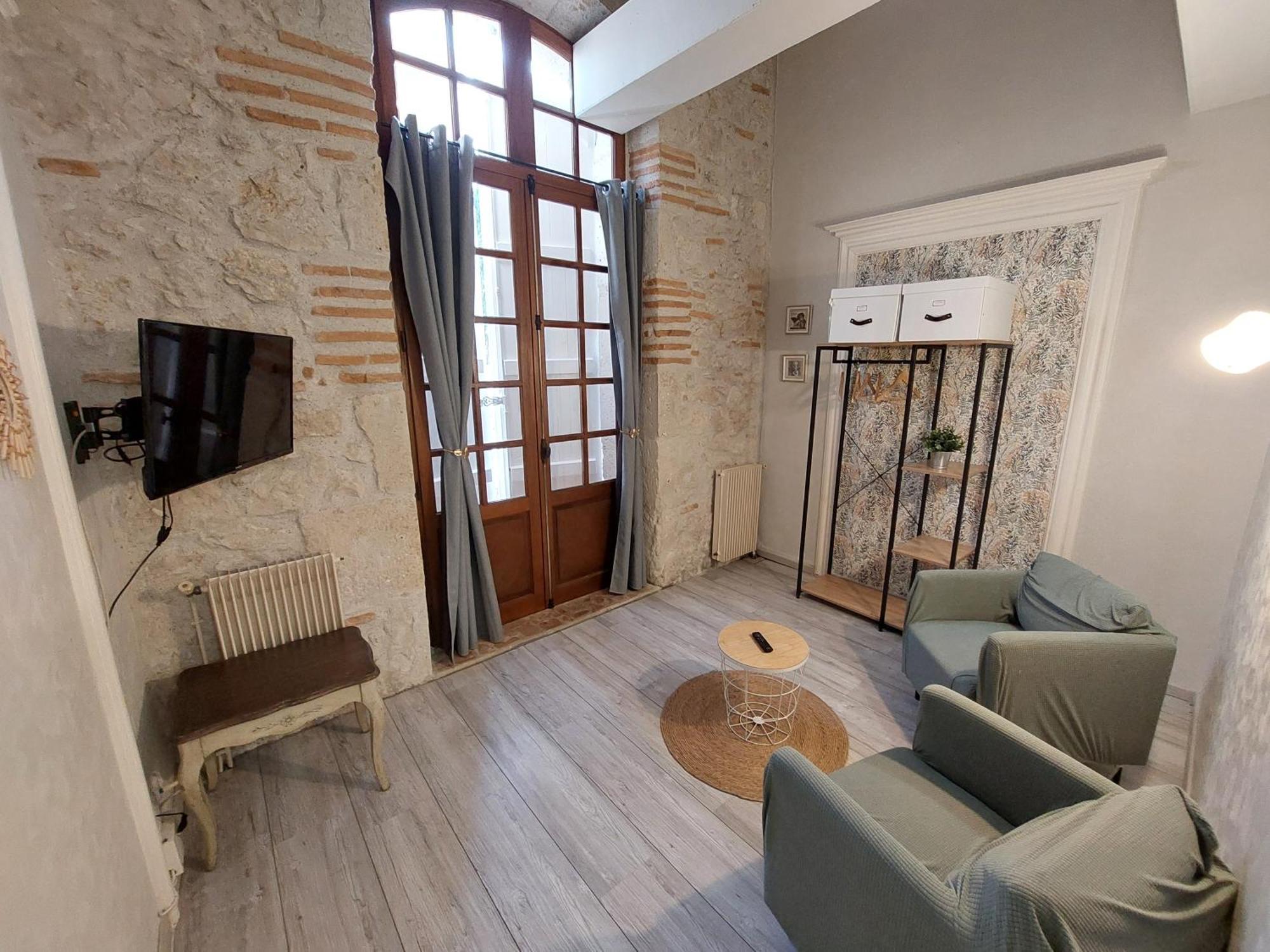 Logis Hotel Le Prince Noir Sérignac-sur-Garonne Exteriör bild